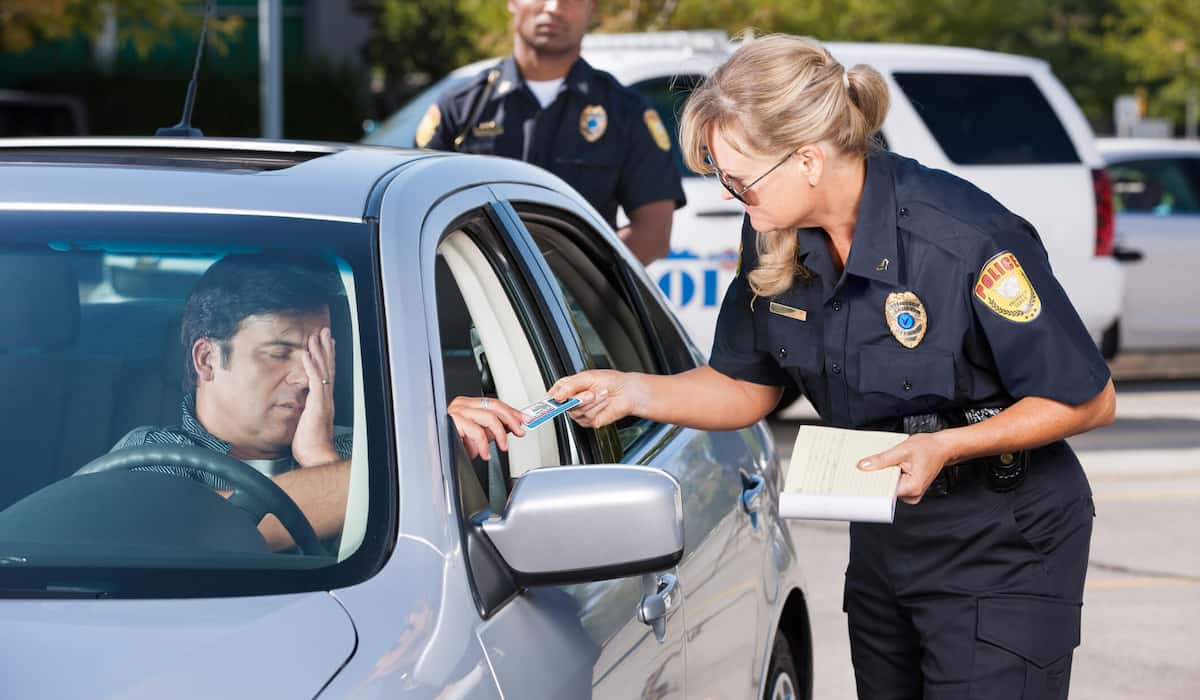 are traffic violations crimes